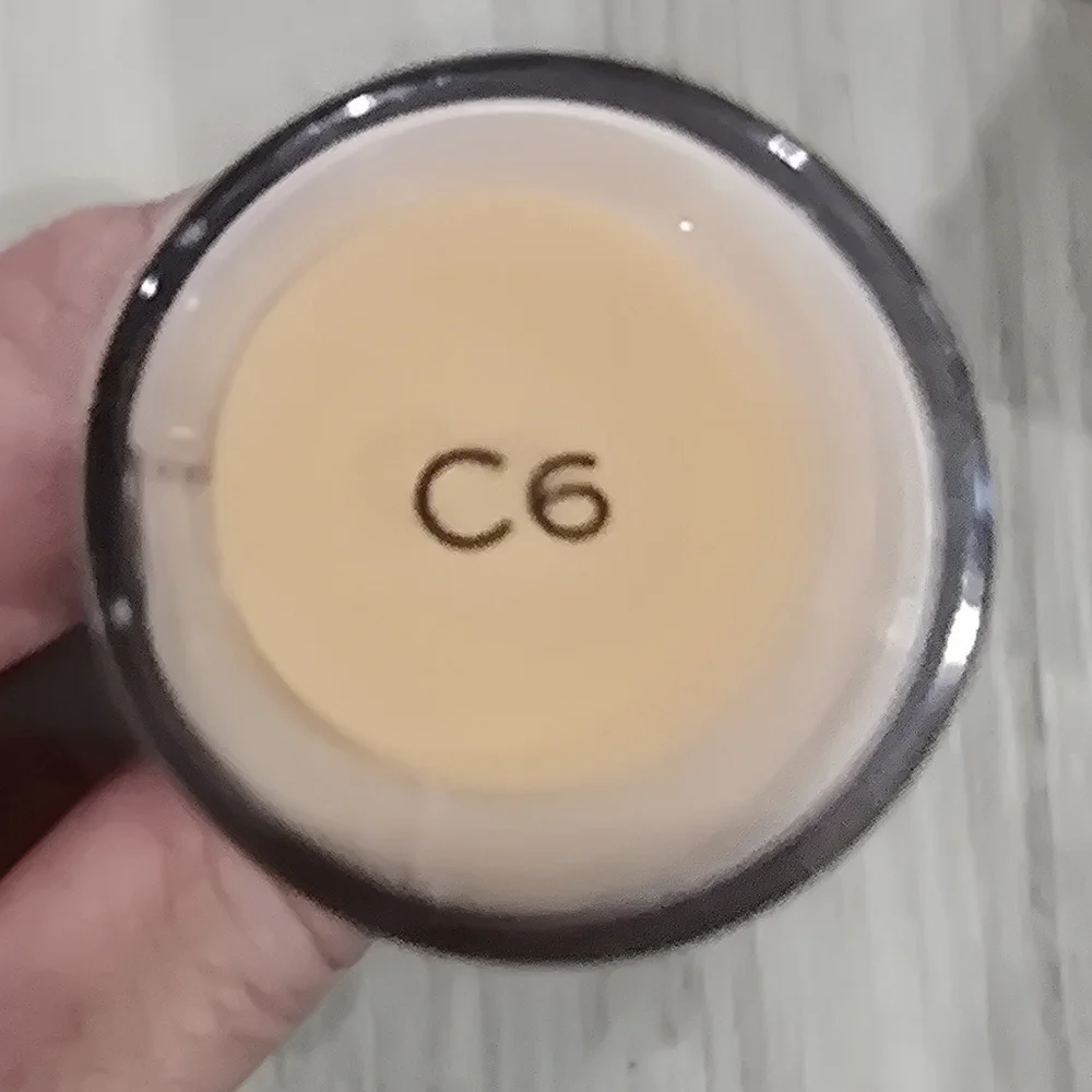 Revolution Beauty Conceal and Hydrate Radiance Concealer C6 New Sealed